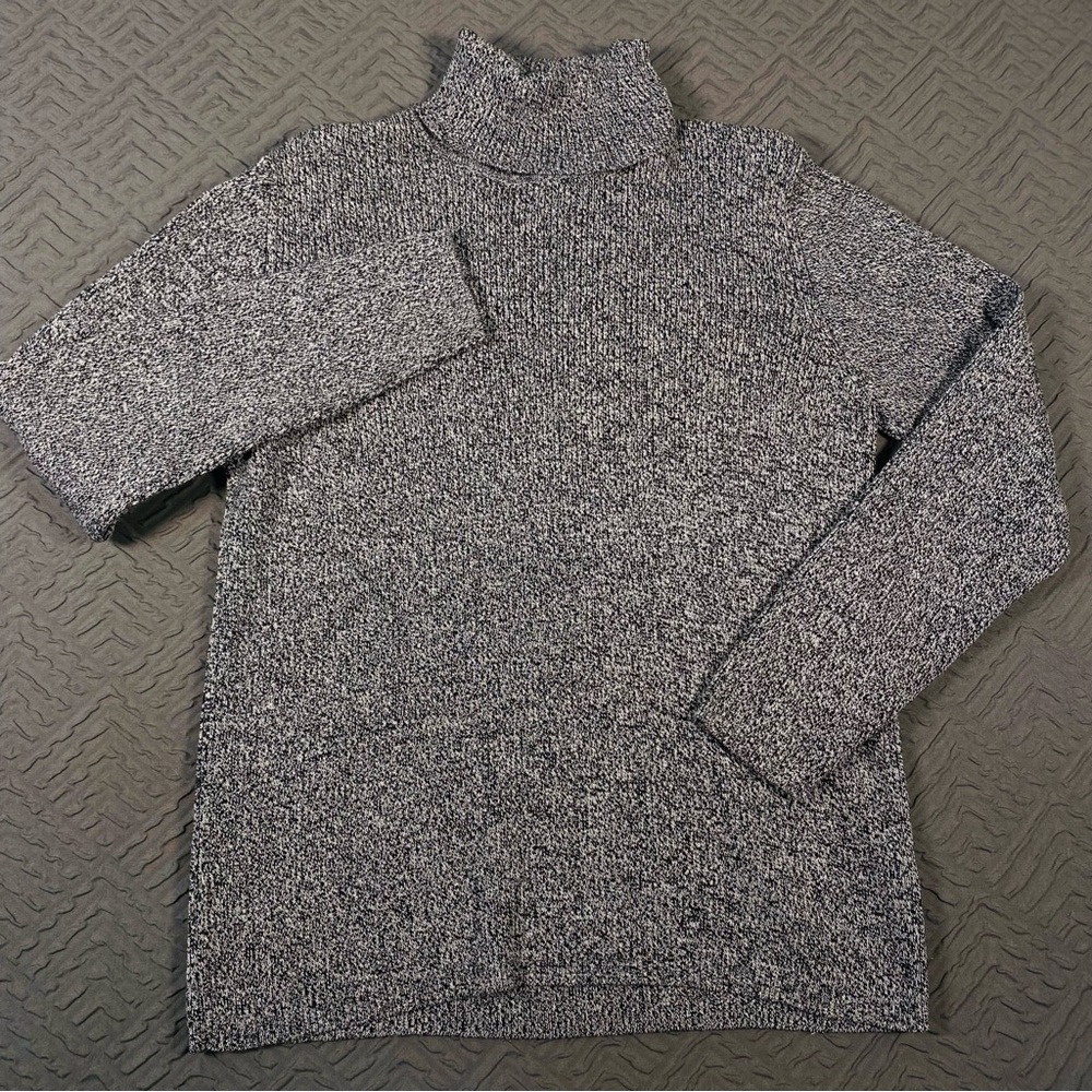 Liz Claiborne Gray Cotton Turtleneck Size Medium EUC
